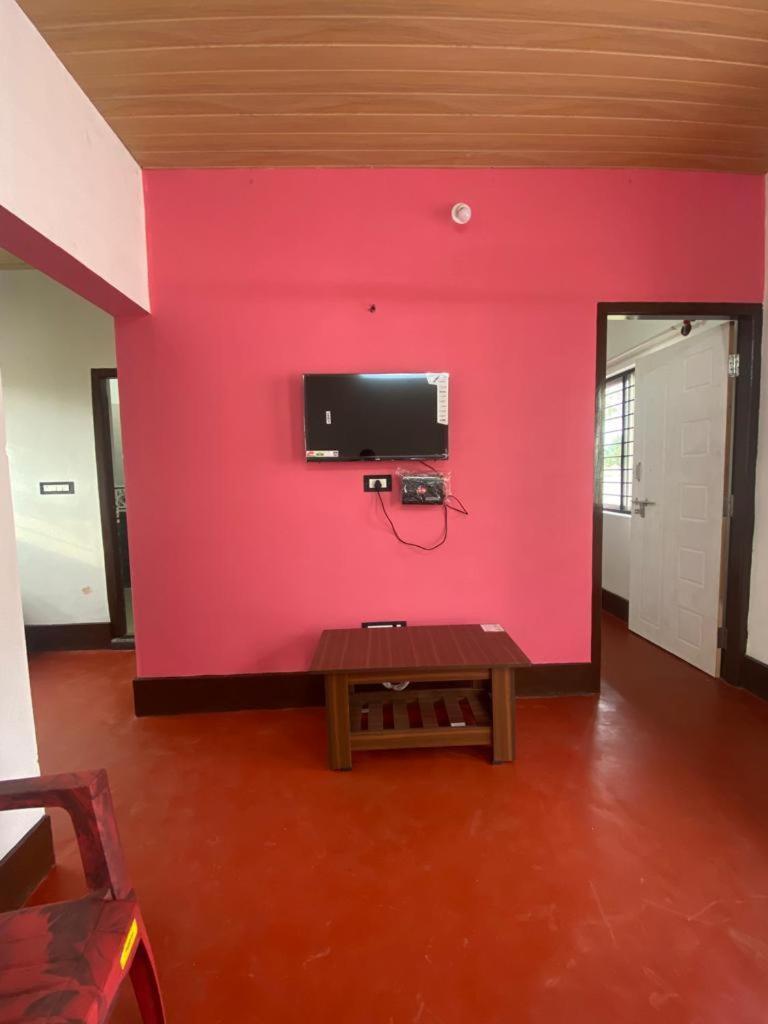 Homestay Rashi & Service *